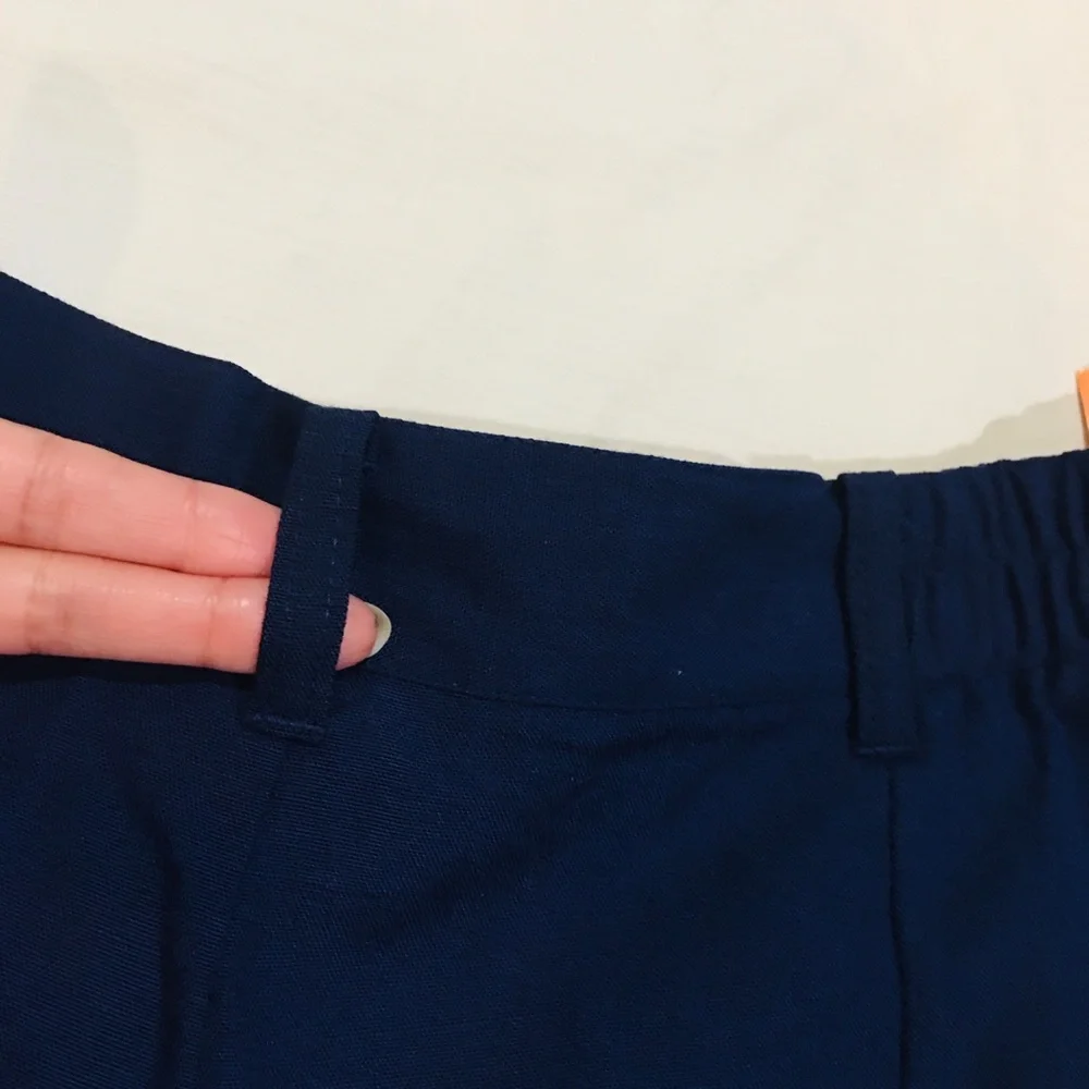 NWT Womens Size XL 18 Sag Harbor Navy Blue Shorts with Belt Loops Elastic Waist